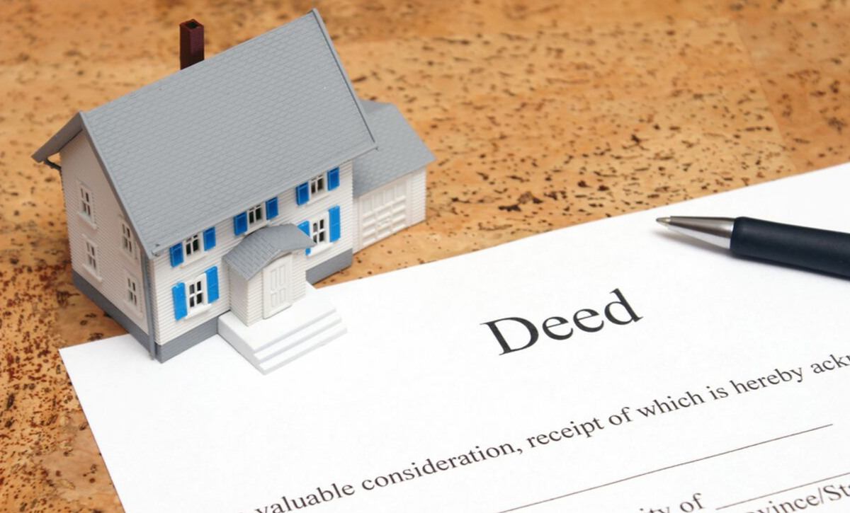 What is sale deed? How is it different from agreement to sell?